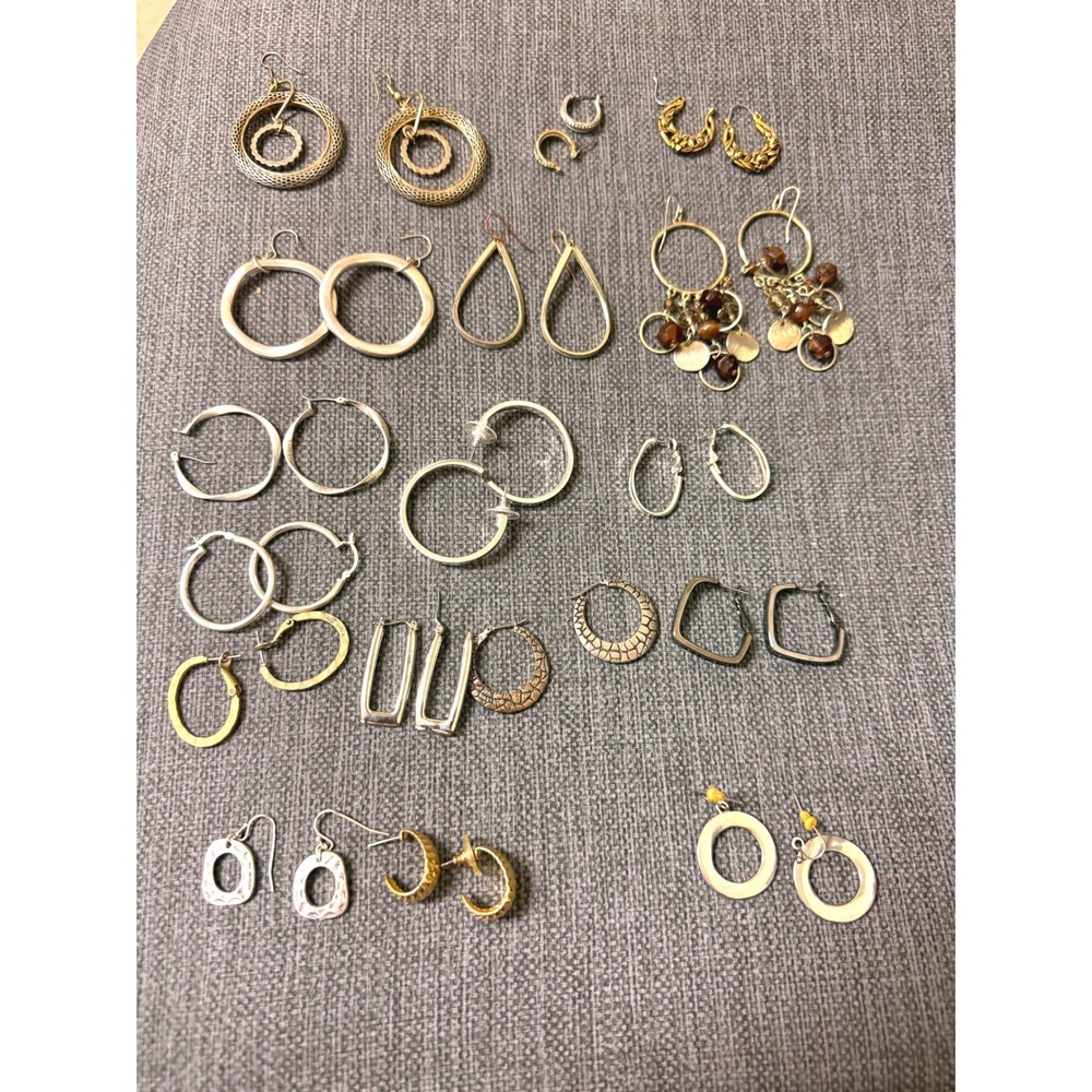 17 Pair Mixed Metal Fashion Earring Lot Gold Silver Geometric Hoops Drop Dangle